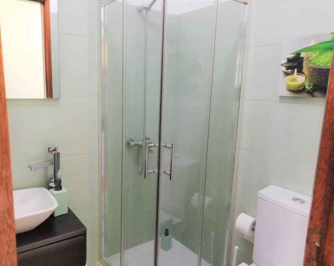Large Apartment Near The Beach And Lisbon Кошта-да-Капарика Экстерьер фото