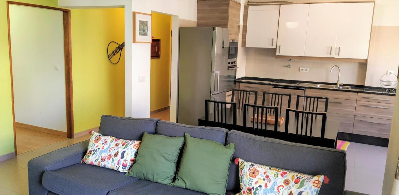 Large Apartment Near The Beach And Lisbon Кошта-да-Капарика Экстерьер фото